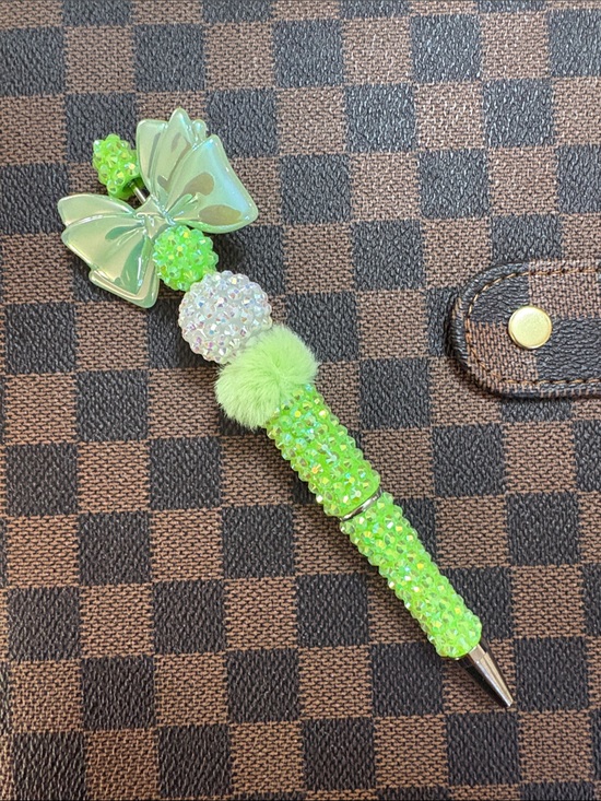 Accessories - Green Bow Crystal Ballpoint Pen — Women's Accessory